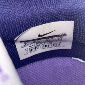 Nike Dunk Low Championship Court purple & white